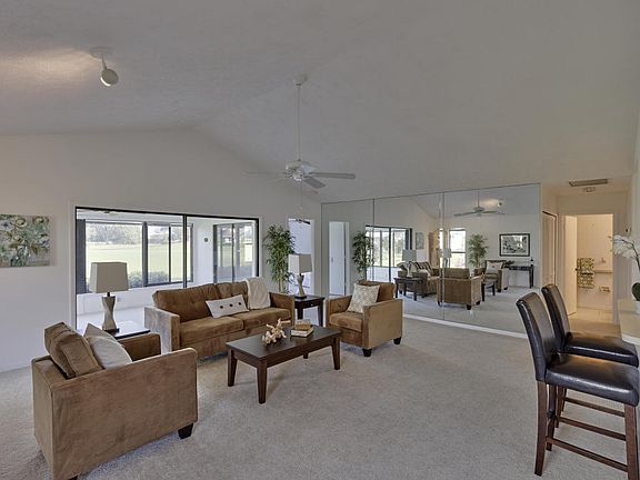 5th image of 12767 SE Pinehurst Ct