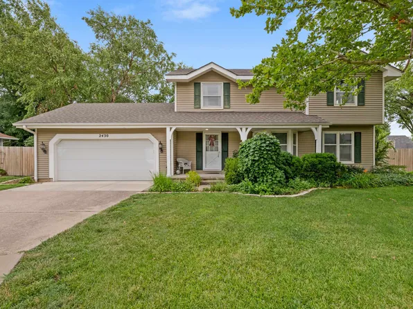 2430 N Longwood Cir, Wichita, KS 67226