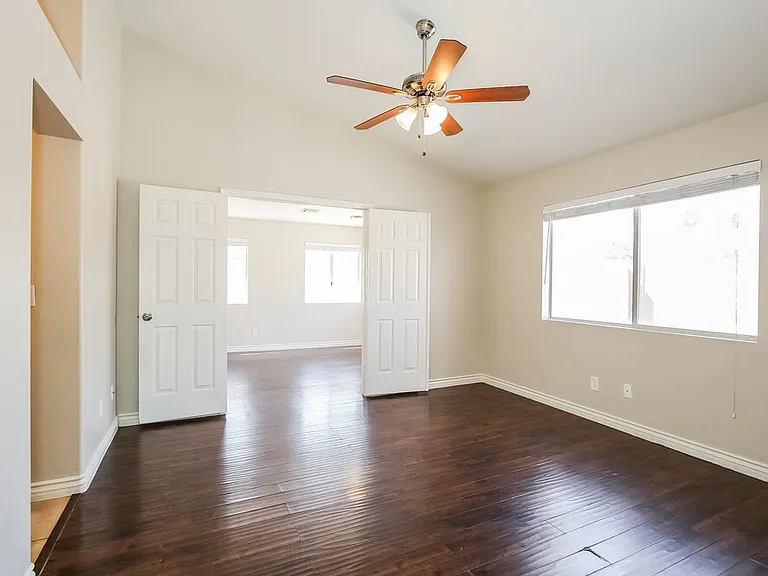 4565 Savin Cir — Photo 10