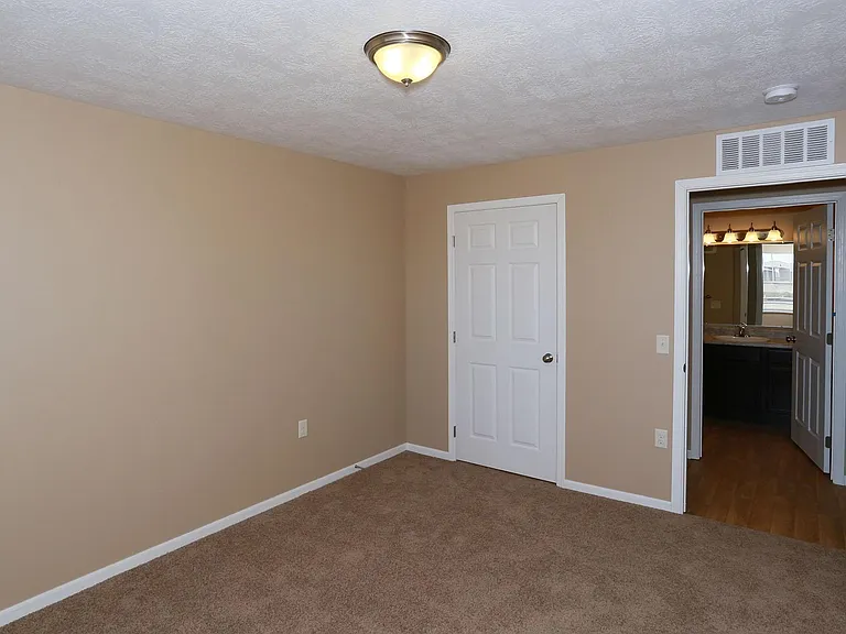 Chasing Willows Apartments — Photo 12