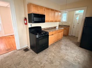 224 Lloyd St #1, New Haven, CT 06513