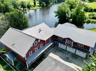 1183 Route 9b, Champlain, NY 12919