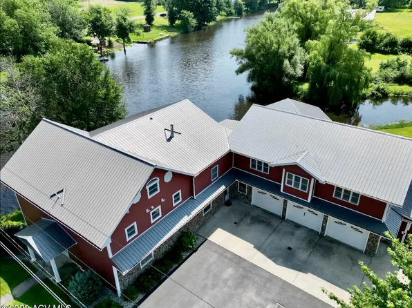 1183 Route 9b, Champlain, NY 12919