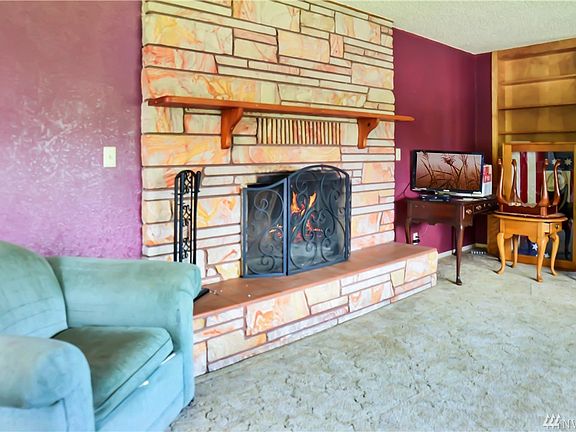 2nd view Living room