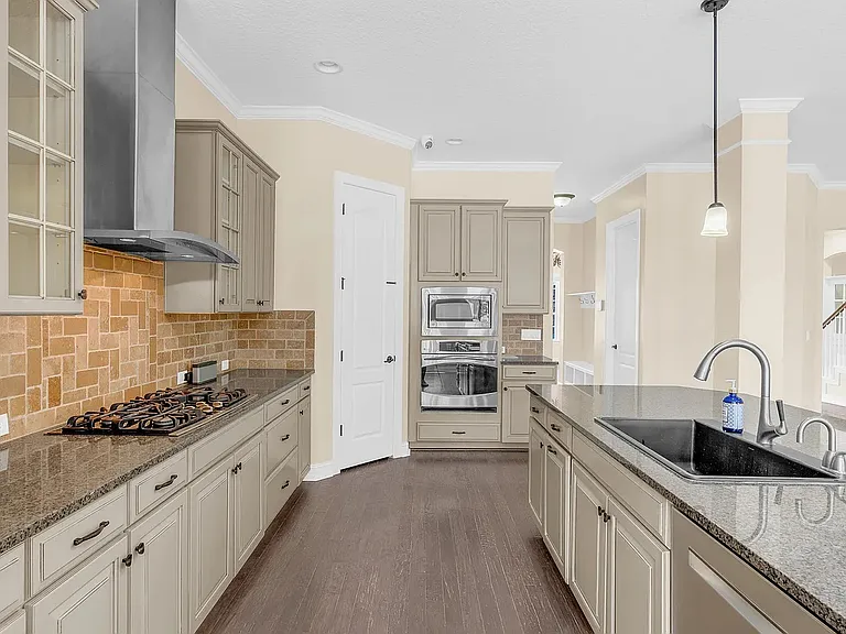 7231 Sangalla Dr — Photo 17