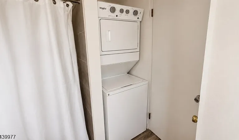 1 Edgewood Rd #1 — Photo 10