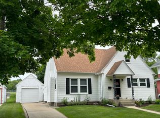 506 W Morris St, Morrison, IL 61270