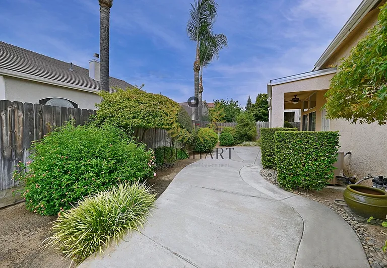3750 W Vincent Ln — Photo 36