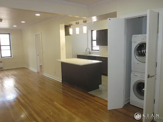 Rented by Kian Realty | media 34