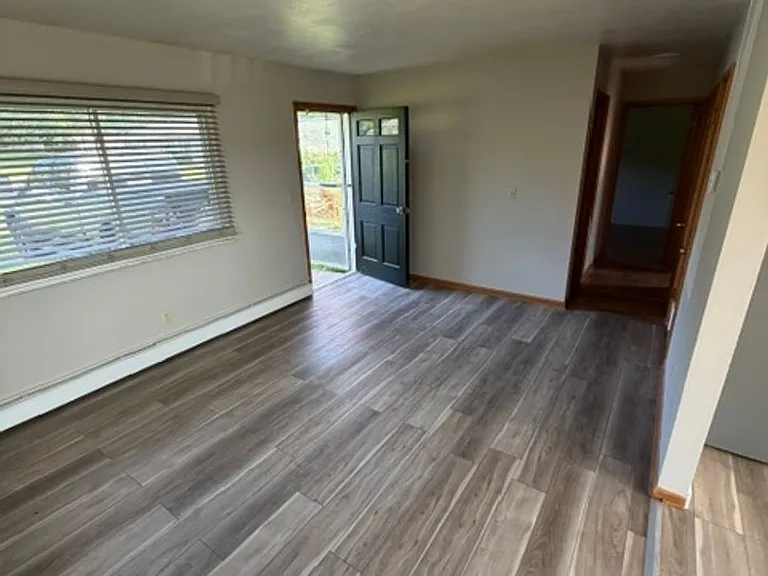 523 Mishler Rd — Photo 8