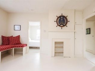 25 Marsh St #2, Newport, RI 02840