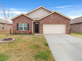 109 Burlcrest Ct, Meridianville, AL 35759