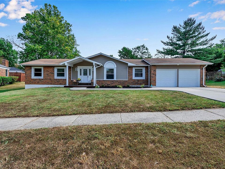 1st image of 12842 Broadridge Ln
