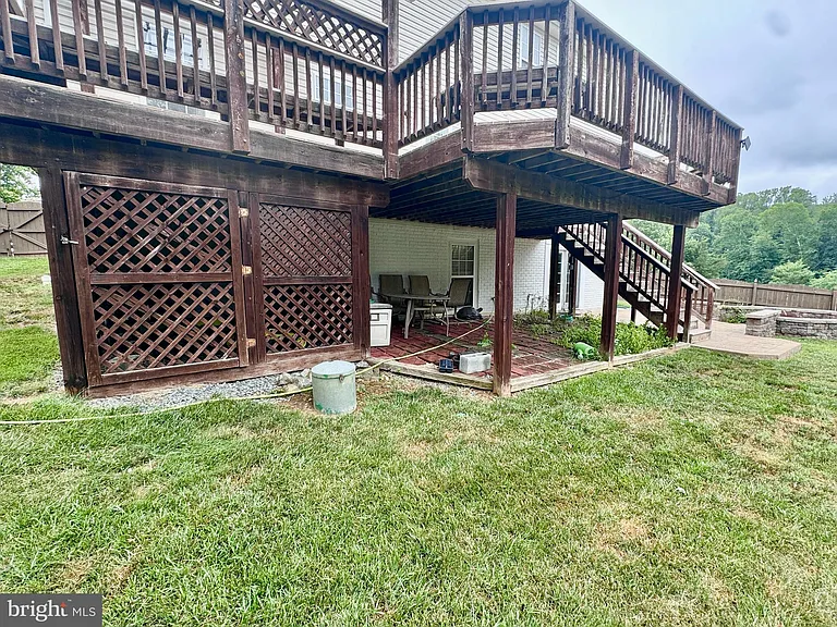 29 Webb Ct — Photo 37