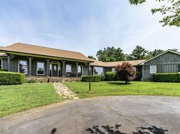 4253 Adairsville Rd NE, Adairsville, GA 30103