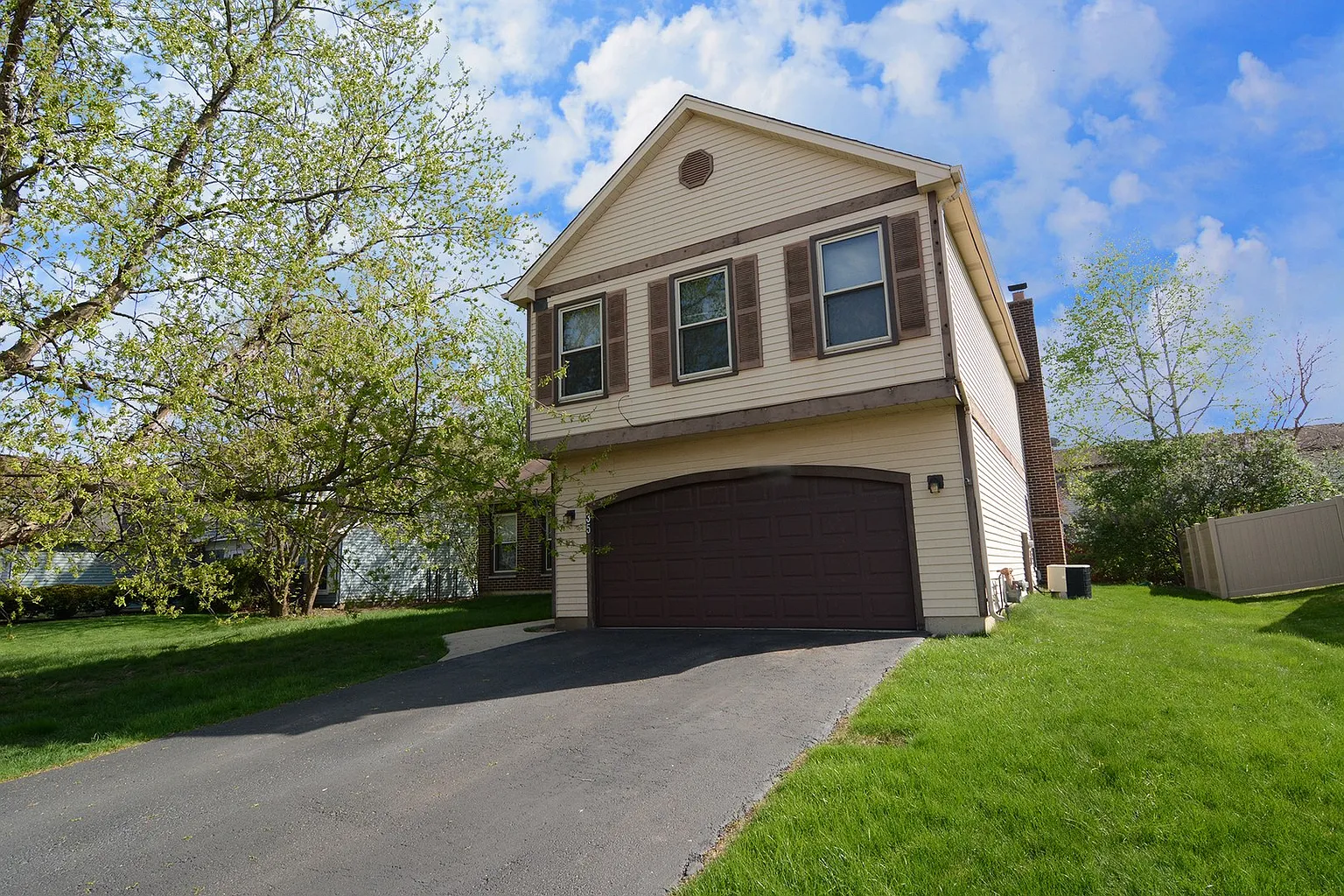 35 Dennison Dr photo 1