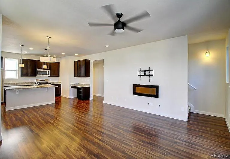 11240 Uptown Ave — Photo 9