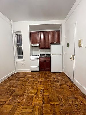 1st image of 309 W 54th St APT 3C