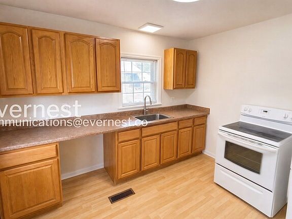 5th image of 602 Forrest Rd