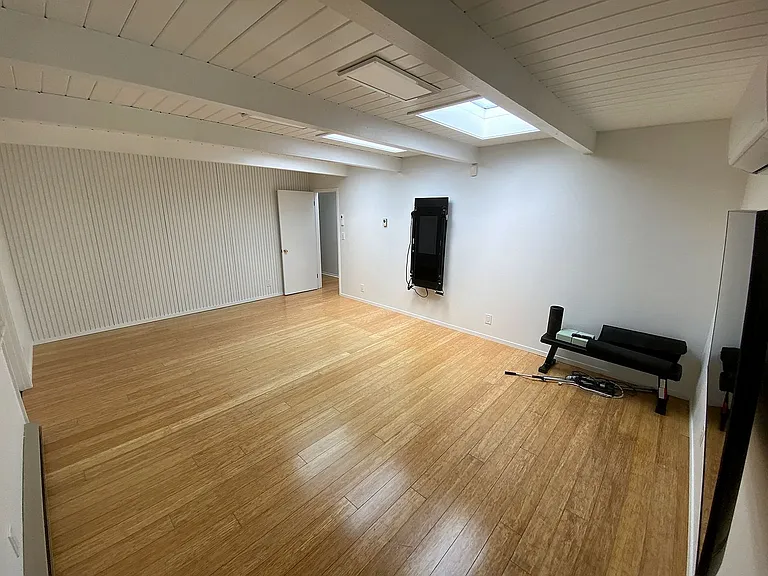 1787 Wolfe Dr — Photo 21