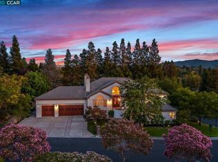 74 Royal Ridge Ct, Alamo, CA 94507