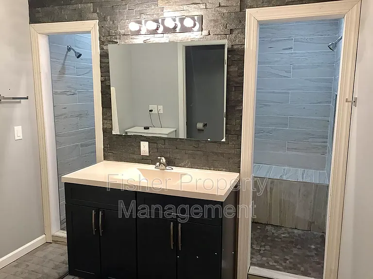 1500 Rustling Cedar Ln — Photo 12
