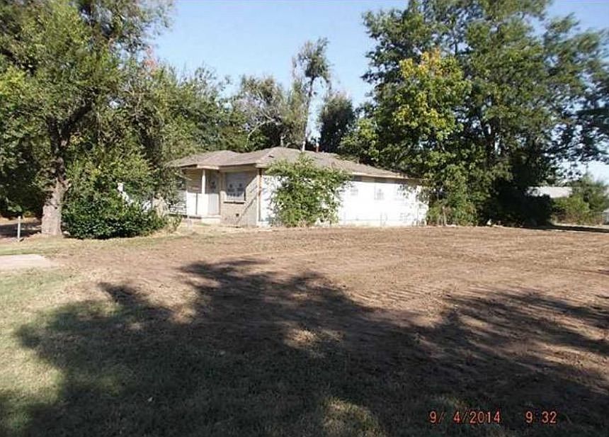 2nd image of 881 E 52nd Pl N