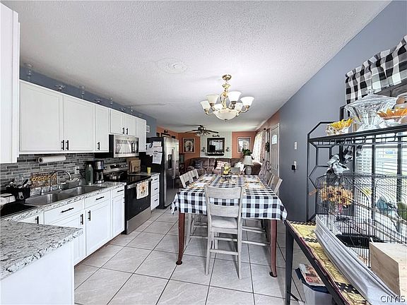 2nd image of 413 Woodburne Dr