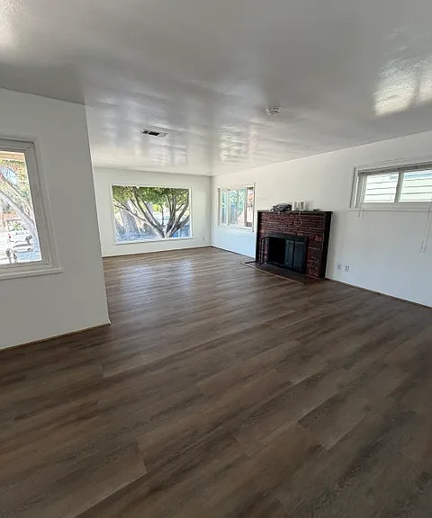 346 Grand Ave — Photo 3