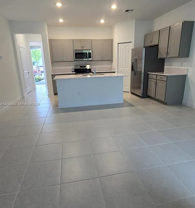 4329 Pond Lily Ln