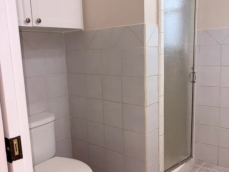 4514 Temple Hl — Photo 36