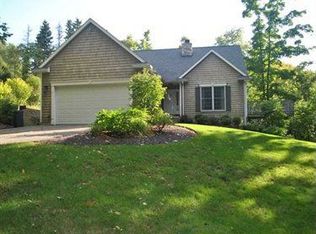 4229 Eliot Rd, Erie, PA 16508