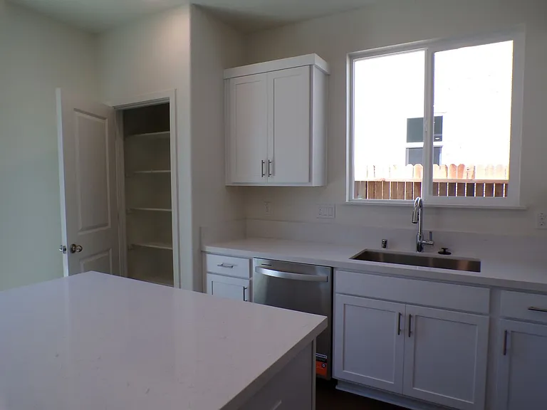 4333 Frontier Way — Photo 5