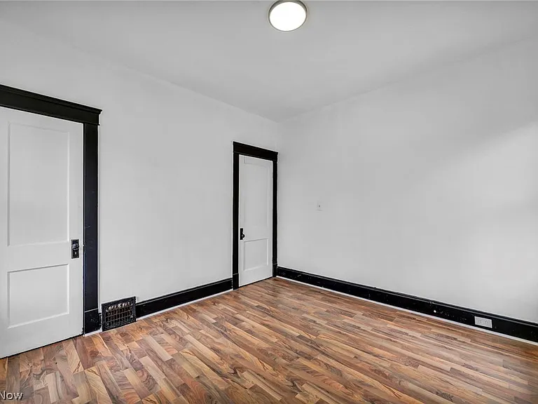 12001 Oakview Ave #UP — Photo 19