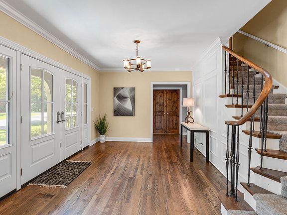 4th image of 419 Caesar Dr