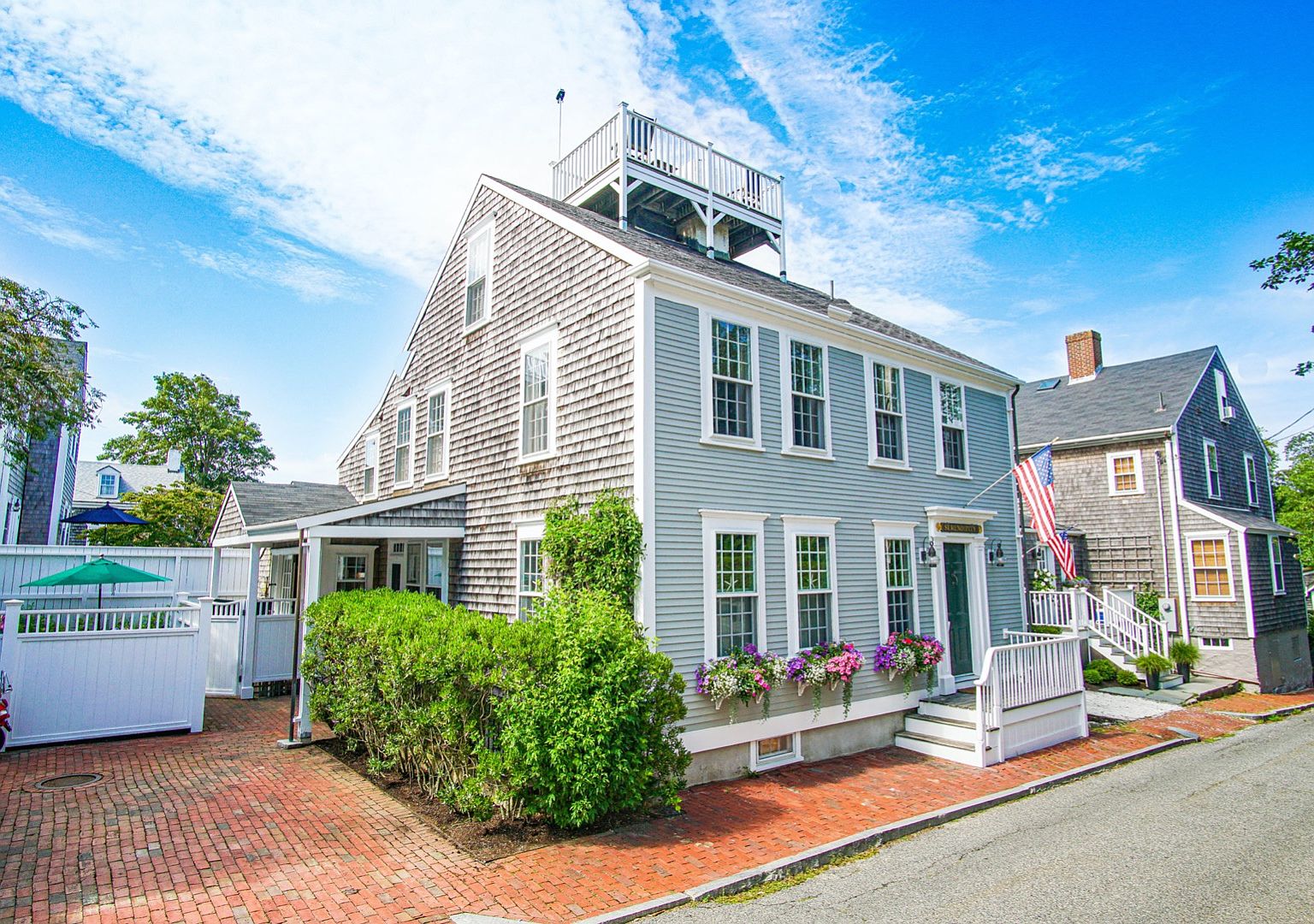 3 mulberry discount street nantucket