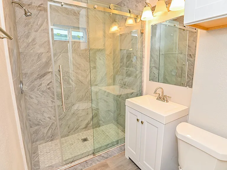 4714 Nichols St — Photo 24