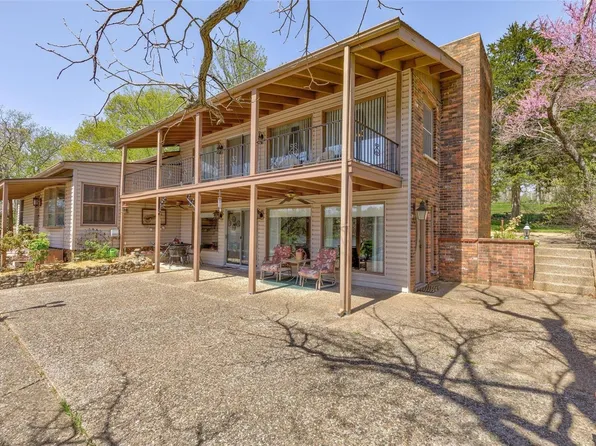 7688 Lakeview Dr, Hillsboro, MO 63050