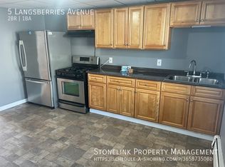 5 Langsberries Ave, North Providence, RI 02911