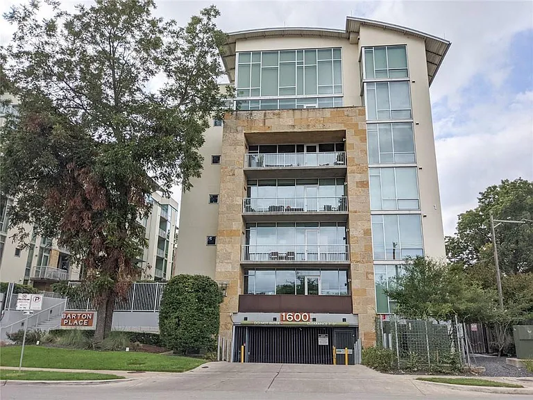 1600 Barton Springs Rd #1407 — Photo 36
