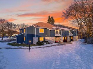 1507 Whispering Pines Way, Fitchburg, WI
