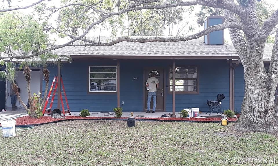1st image of 3419 Woodland Dr