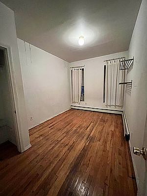 4th image of 971 Kent Ave #3A