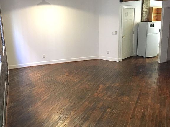 4th image of 1227 Jackson St APT 217