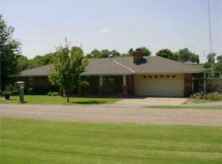 1500 Indian Dam Rd, Lahoma, OK 73754