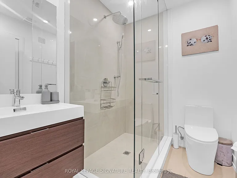 31 Edinburgh Dr — Photo 18