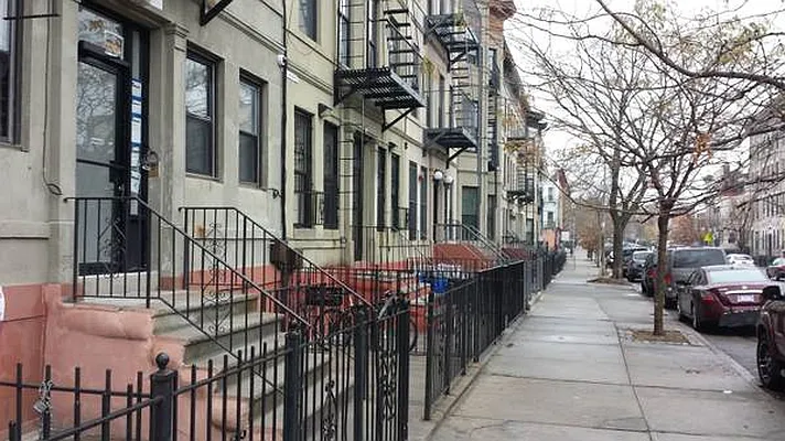 Rented by RS Bracha | media 2