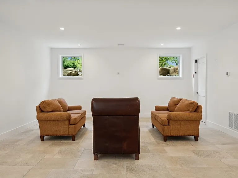 15 Hill Side Ln — Photo 15