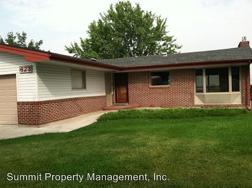 1st image of 623 W Crestline Dr
