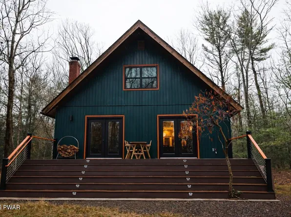 173 Shiny Mountain Rd, Greentown, PA 18426